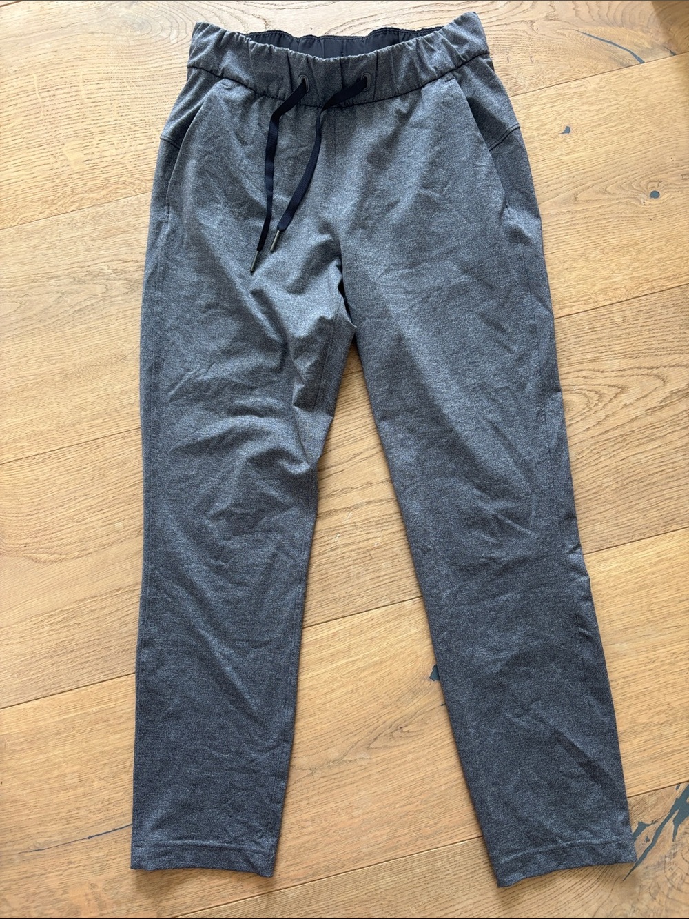 lululemon On the Fly Charcoal Gray Pant, 2